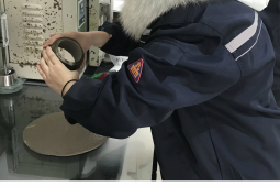 企業(yè)安全有序復工，新員工用實驗了解產品